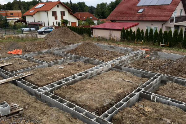 Začátek stavby SH Vily Horoušánky